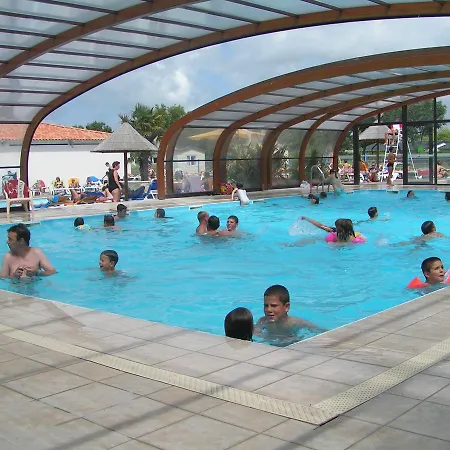 Camping Camping Sunissim Oleron Loisirs By Locatour 4*